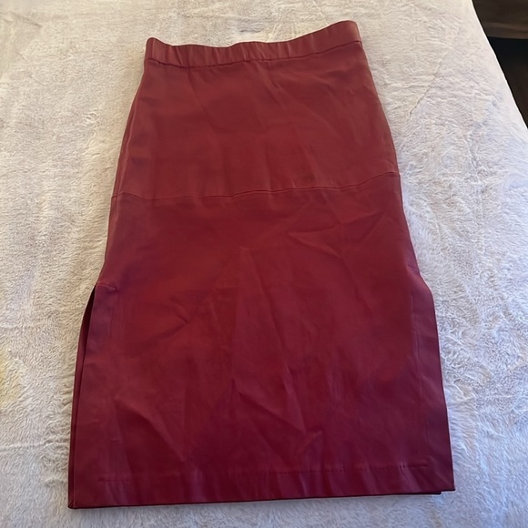 Zero + Maria Cornejo Rai Stretch Leather Midi Skirt - Picture 3 of 14